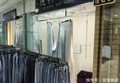 實體店的寒冬與堅守 哈爾濱中央大街服裝市場見聞
